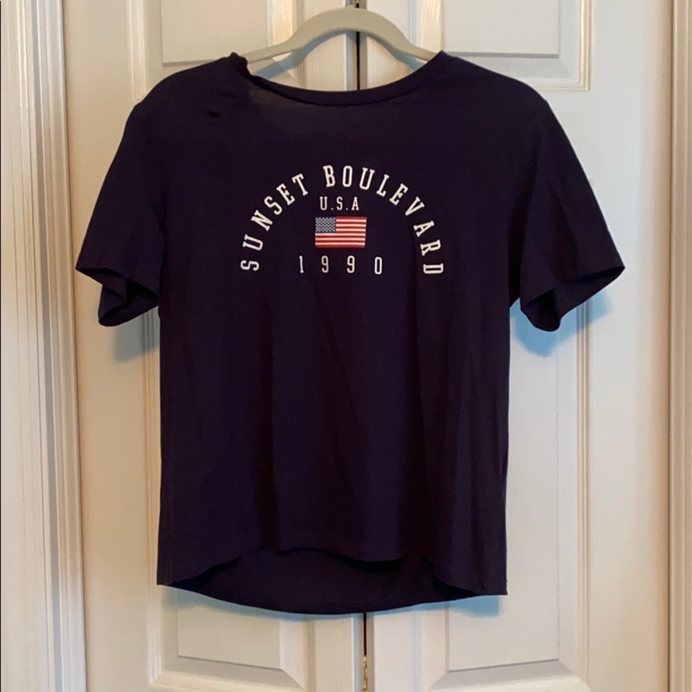 navy blue tee